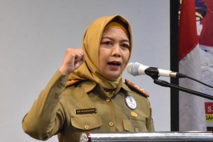 Asisten Ekobang Sri Widanarni